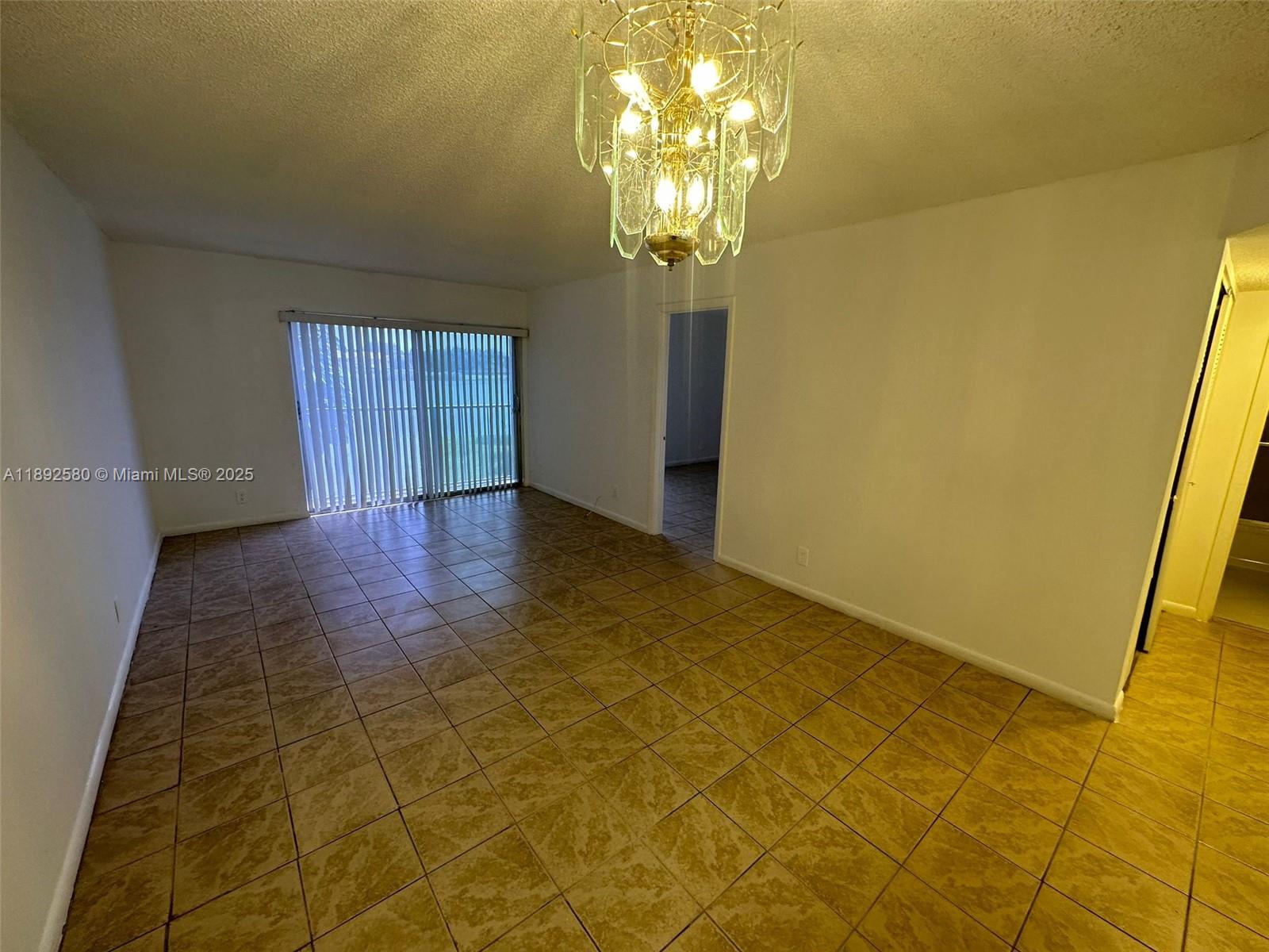 LAKESHORE AT UNIVERSITY P - Residential Lease
