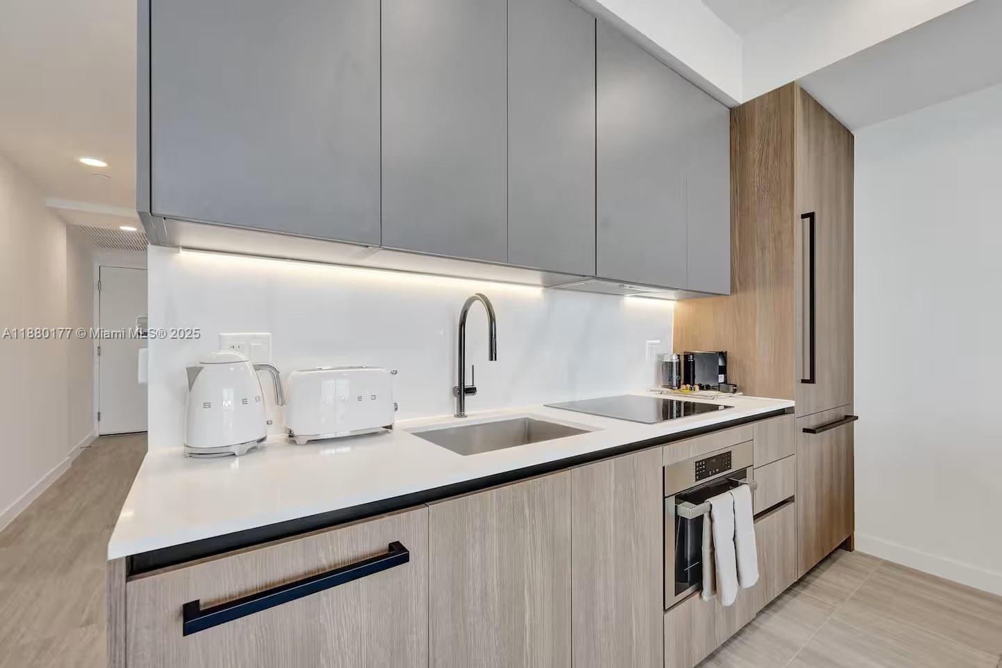 580 72nd Street 1713