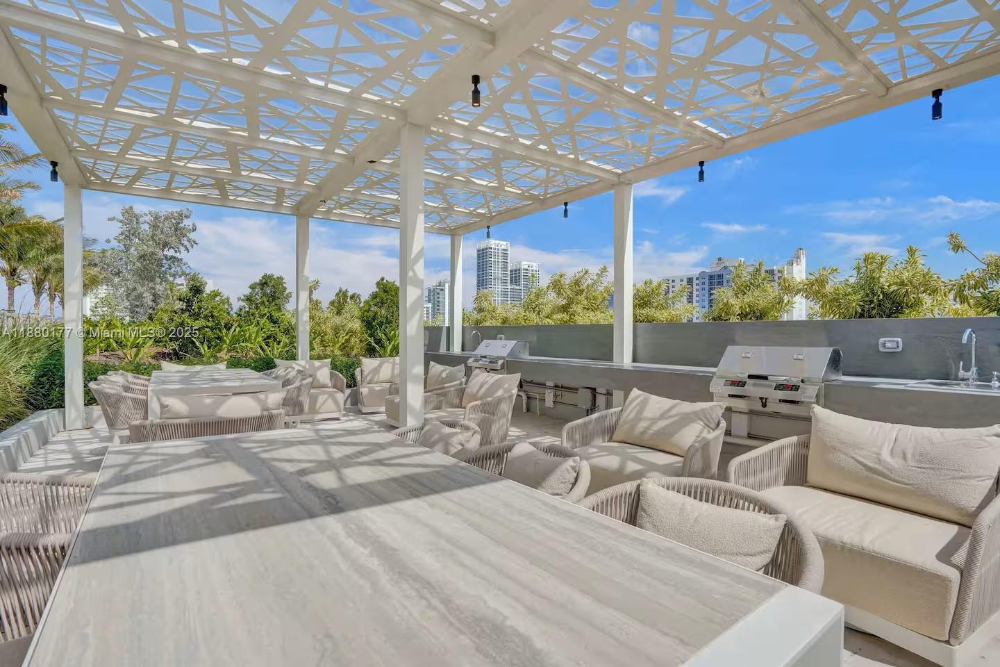 580 72ND STREET CONDO - Residential