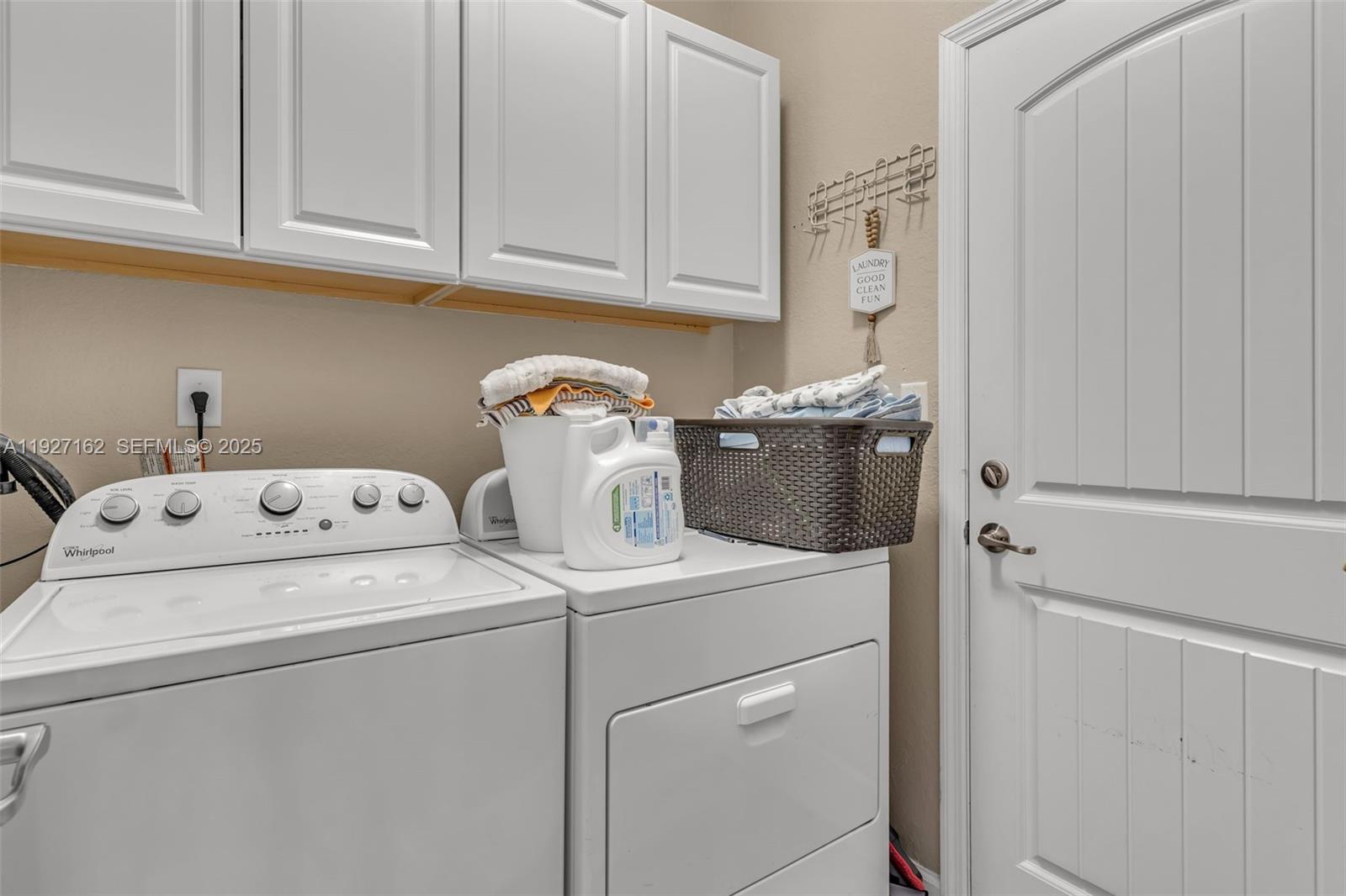 HEMINGWAY POINT - Residential