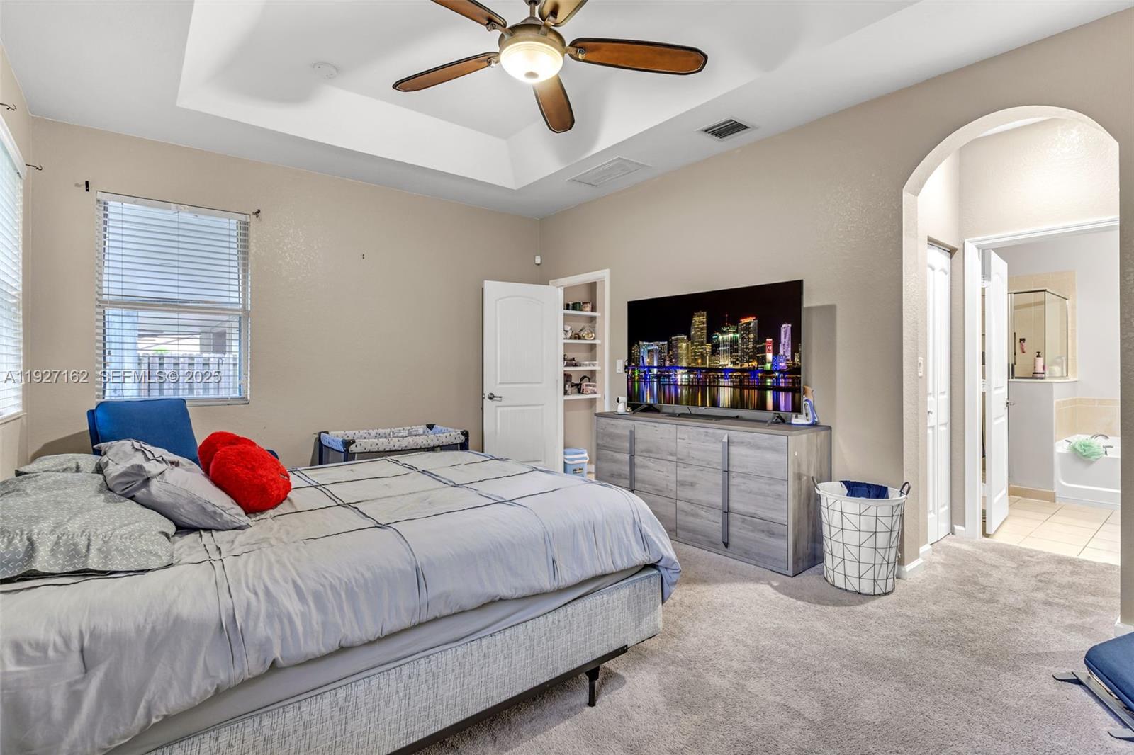 HEMINGWAY POINT - Residential