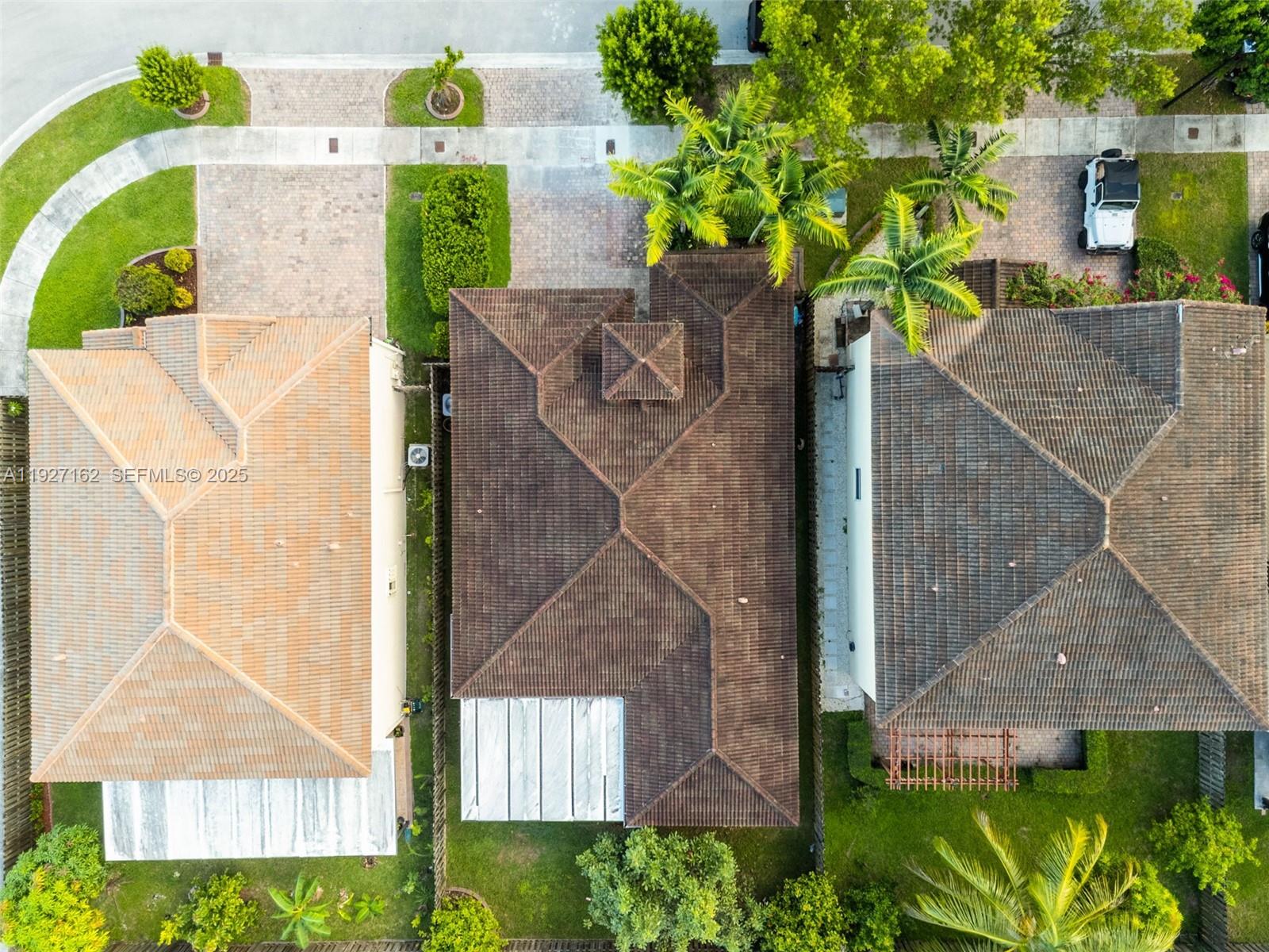 HEMINGWAY POINT - Residential