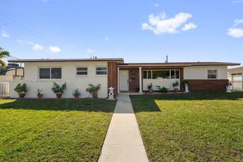 Photo of 5770 NW 111th St, Hialeah, FL 33012 (MLS # A11953007)