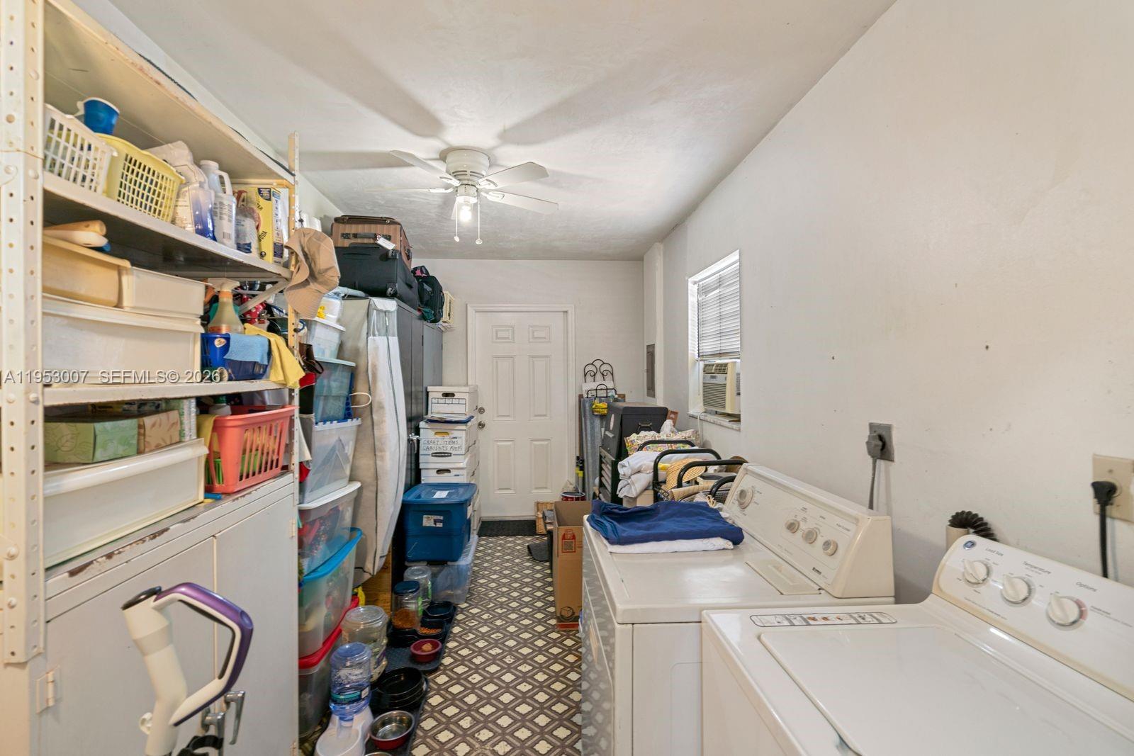 PALM SPRINGS SUB SEC A 4T - Residential