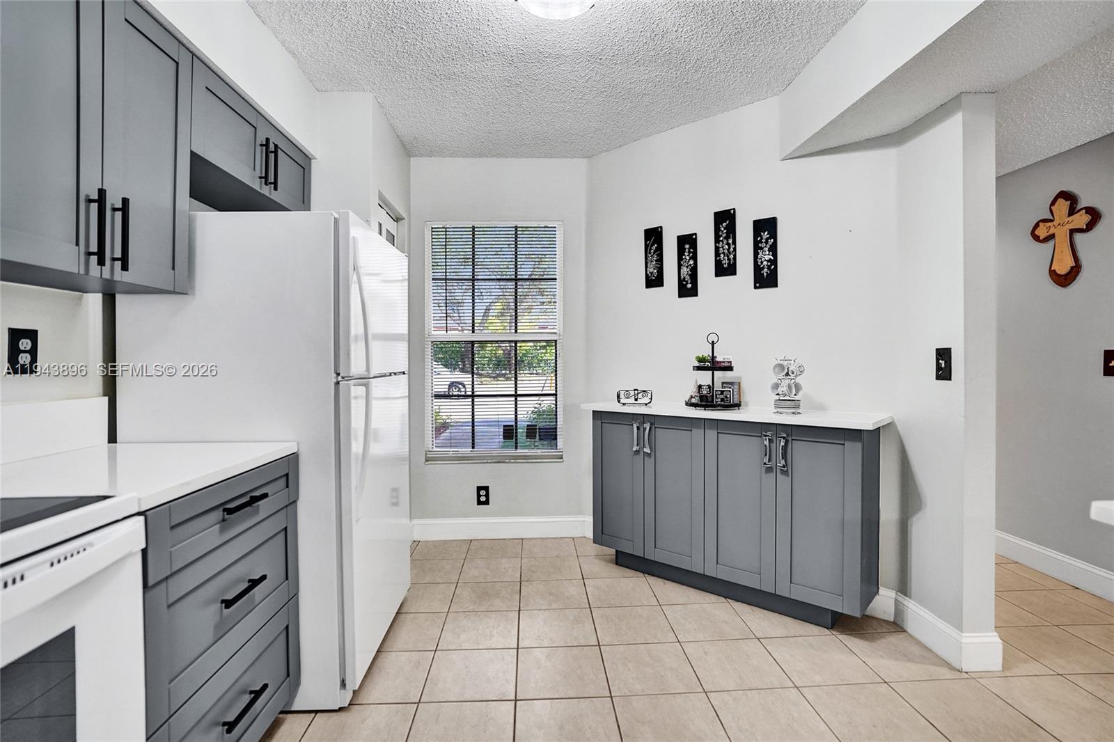 NORTH LAUDERDALE VILLAGE - Residential