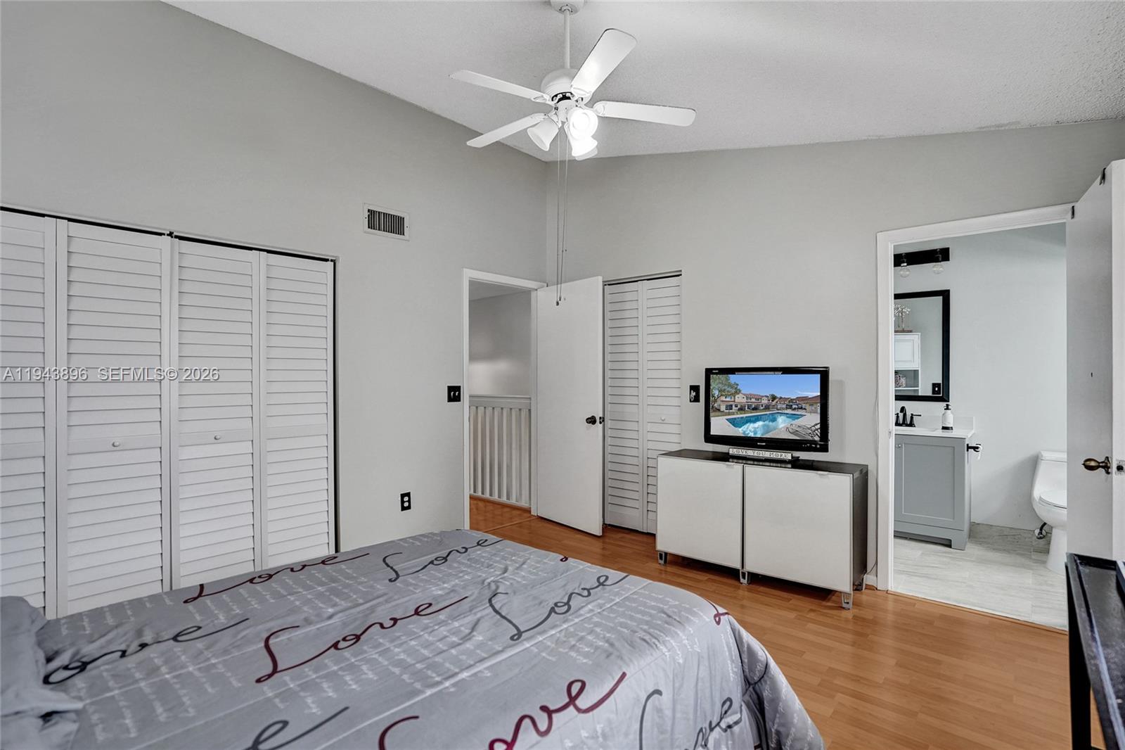 NORTH LAUDERDALE VILLAGE - Residential