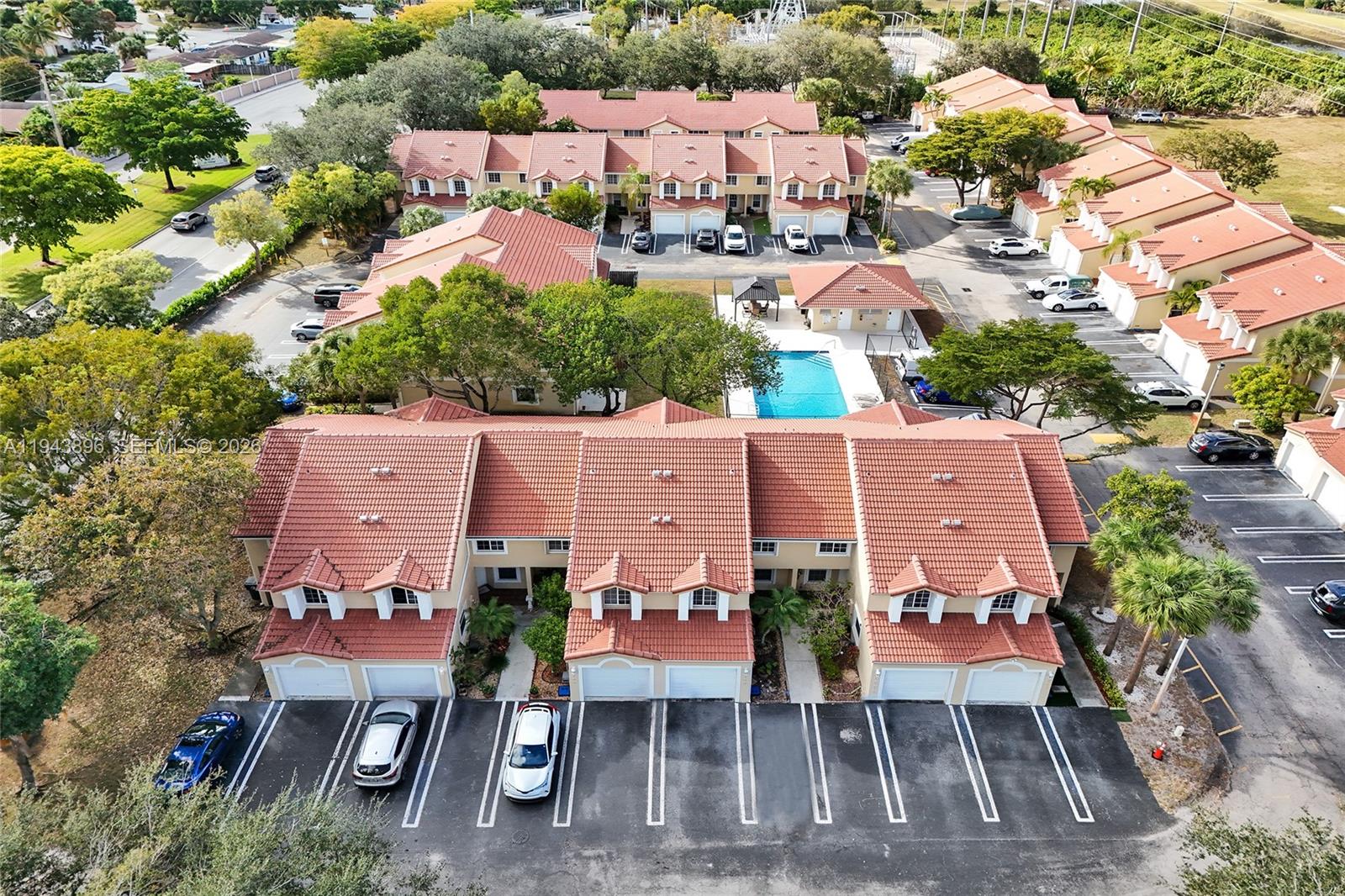 NORTH LAUDERDALE VILLAGE - Residential