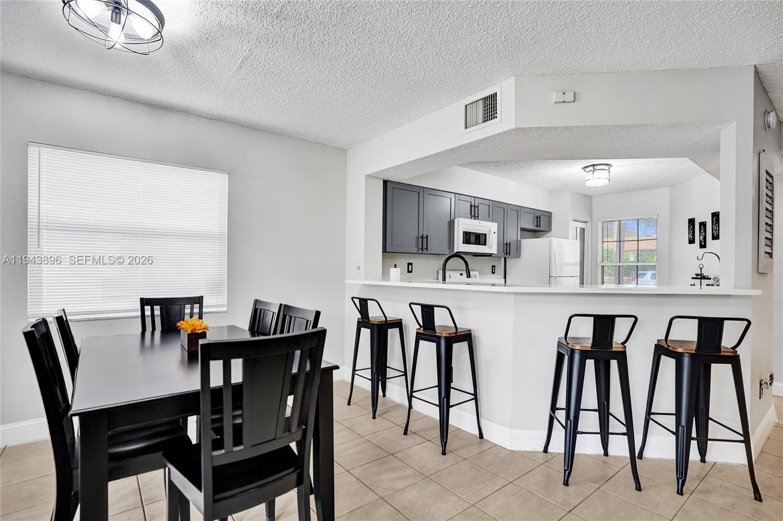 NORTH LAUDERDALE VILLAGE - Residential