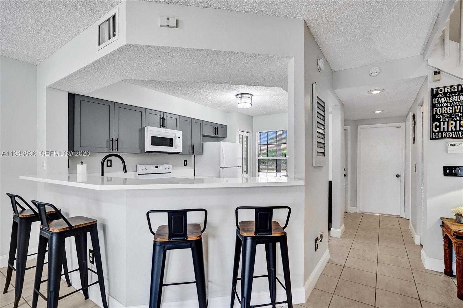 NORTH LAUDERDALE VILLAGE - Residential