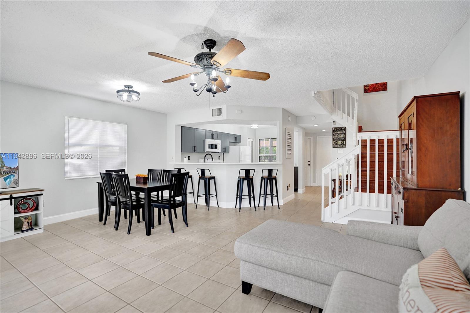 NORTH LAUDERDALE VILLAGE - Residential