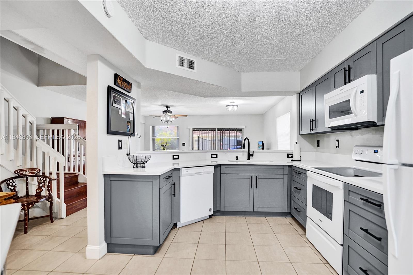 NORTH LAUDERDALE VILLAGE - Residential