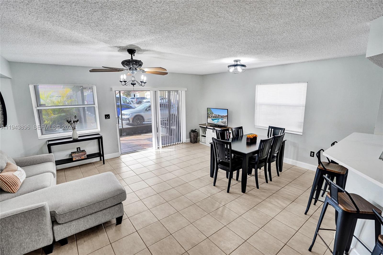 NORTH LAUDERDALE VILLAGE - Residential