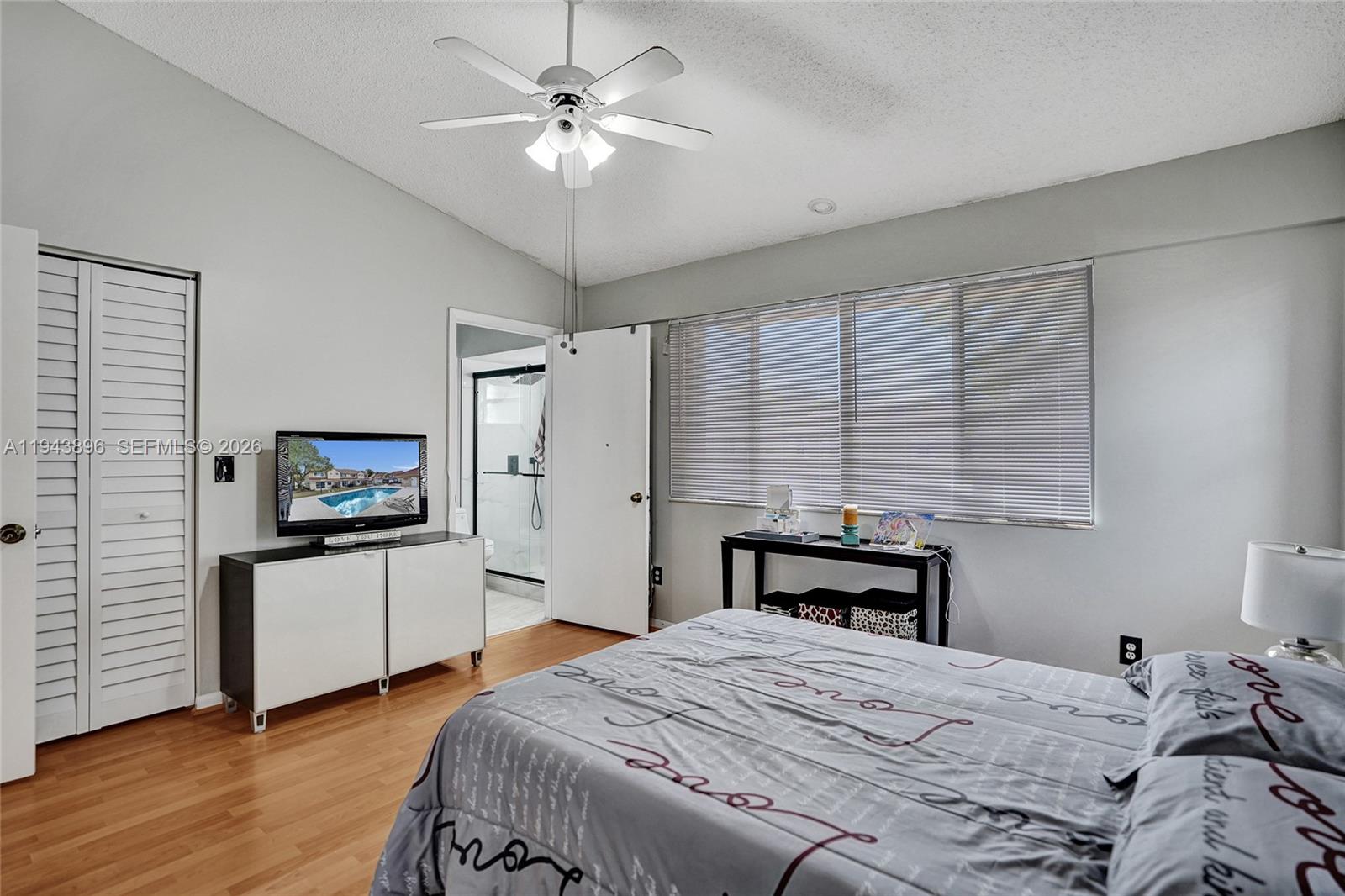 NORTH LAUDERDALE VILLAGE - Residential