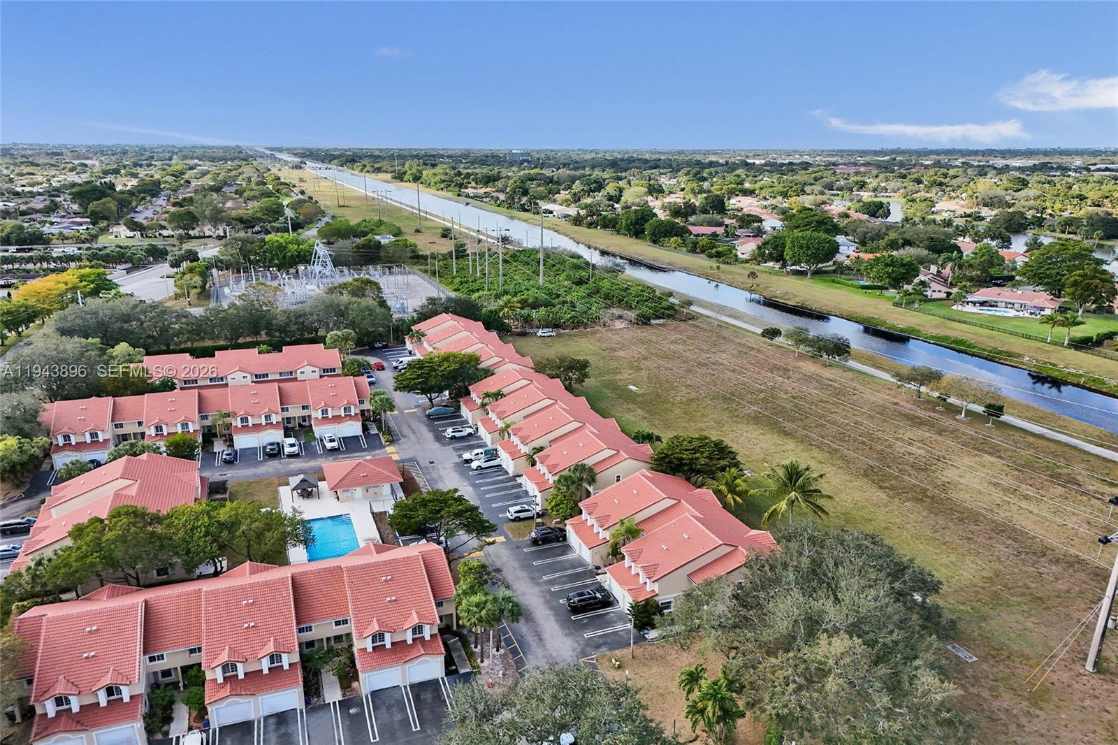 NORTH LAUDERDALE VILLAGE - Residential