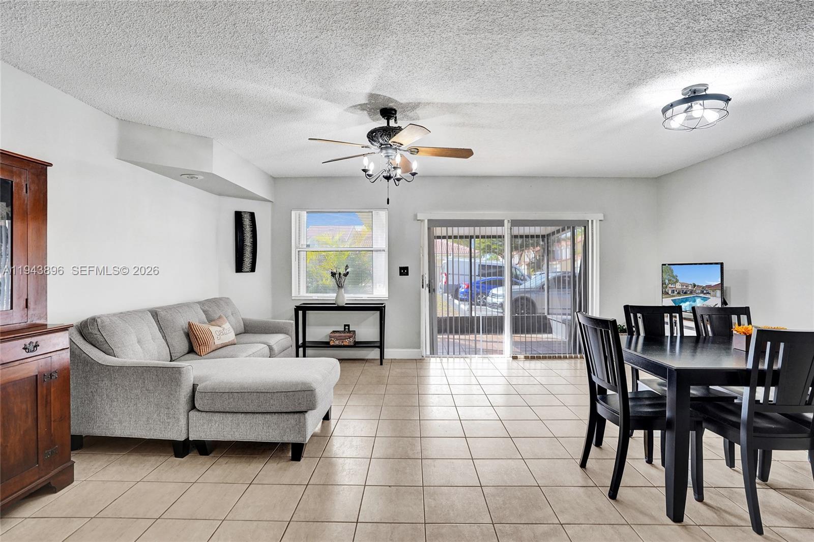 NORTH LAUDERDALE VILLAGE - Residential