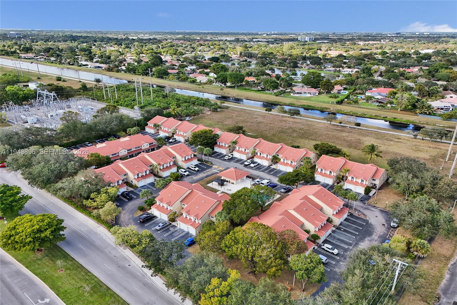 NORTH LAUDERDALE VILLAGE - Residential