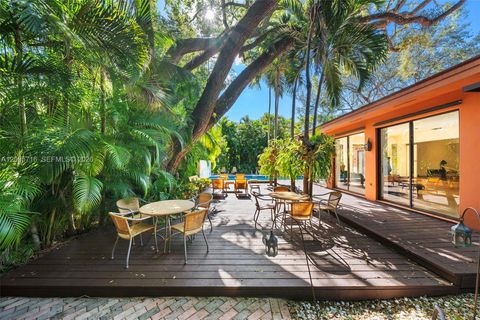 5627 Granada Blvd Coral Gables FL 33146