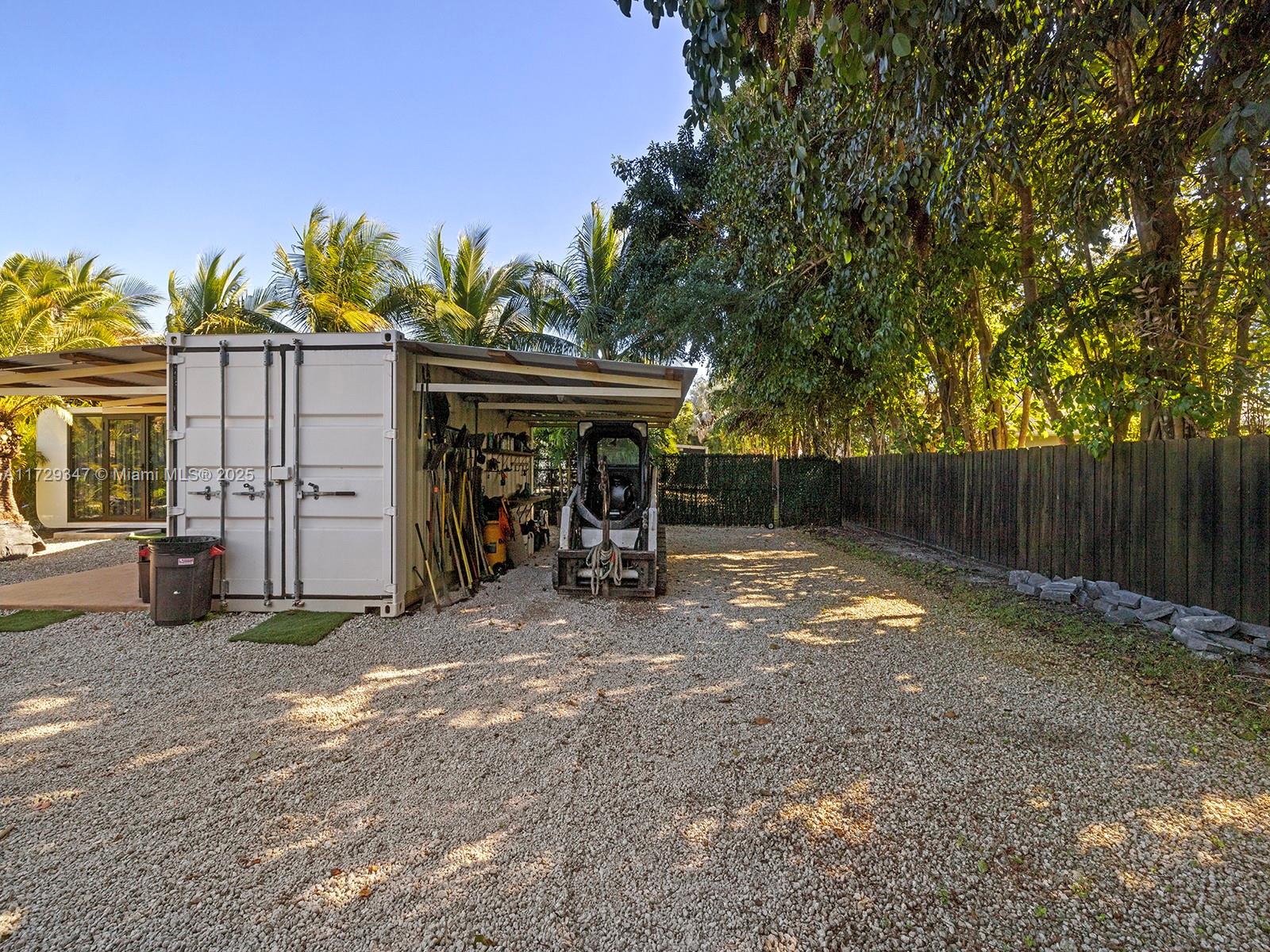 SELIGMAN RANCHES - Residential
