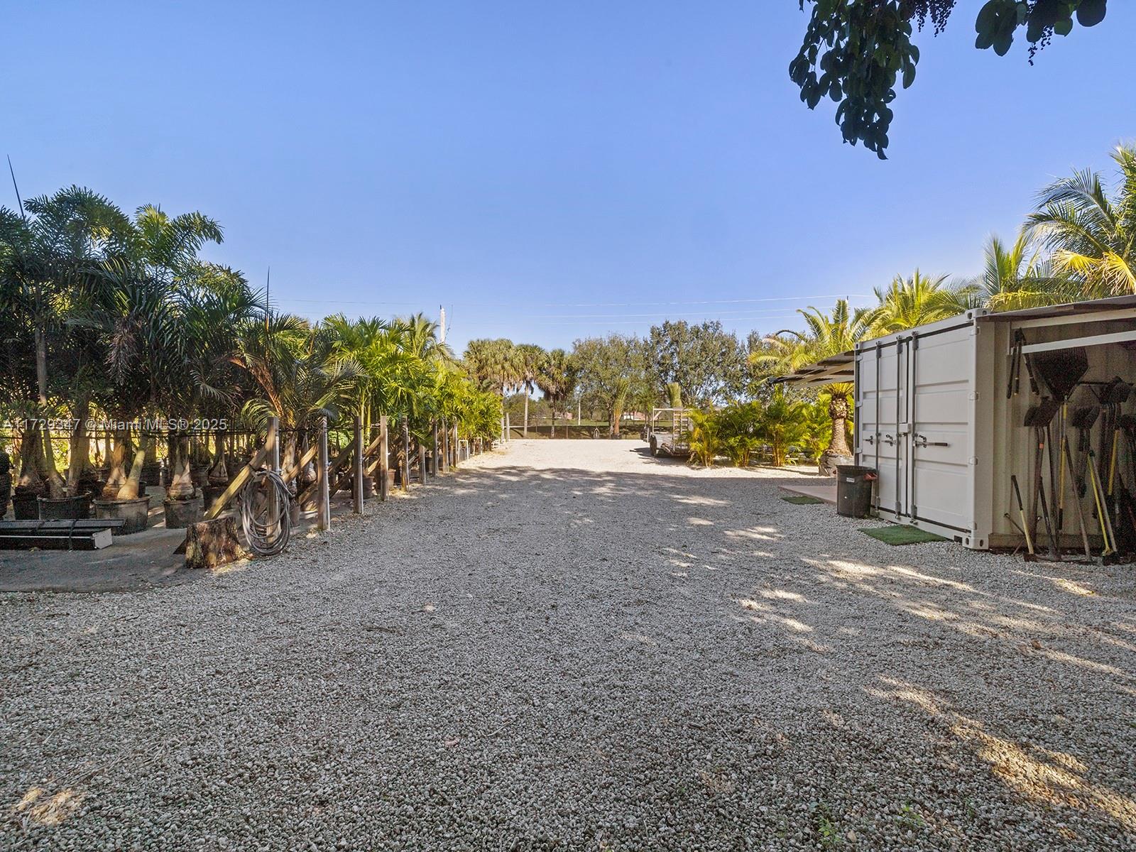 SELIGMAN RANCHES - Residential