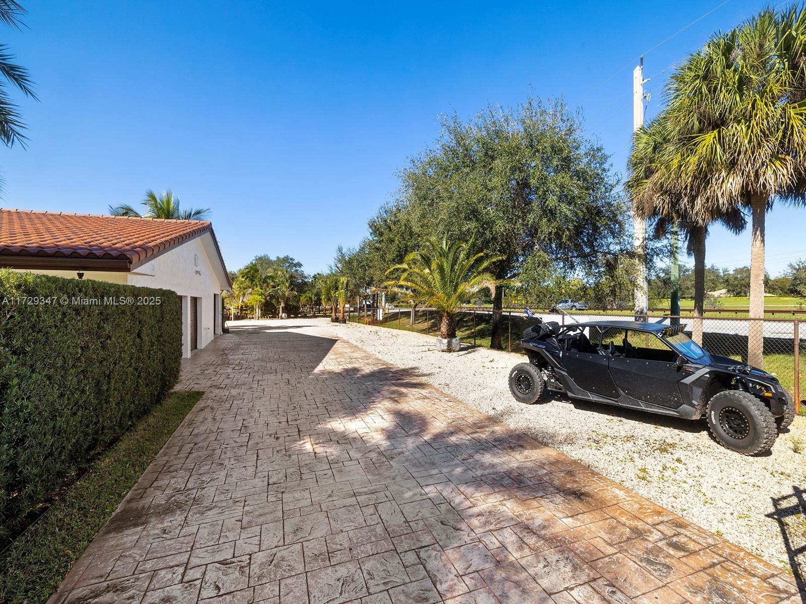SELIGMAN RANCHES - Residential