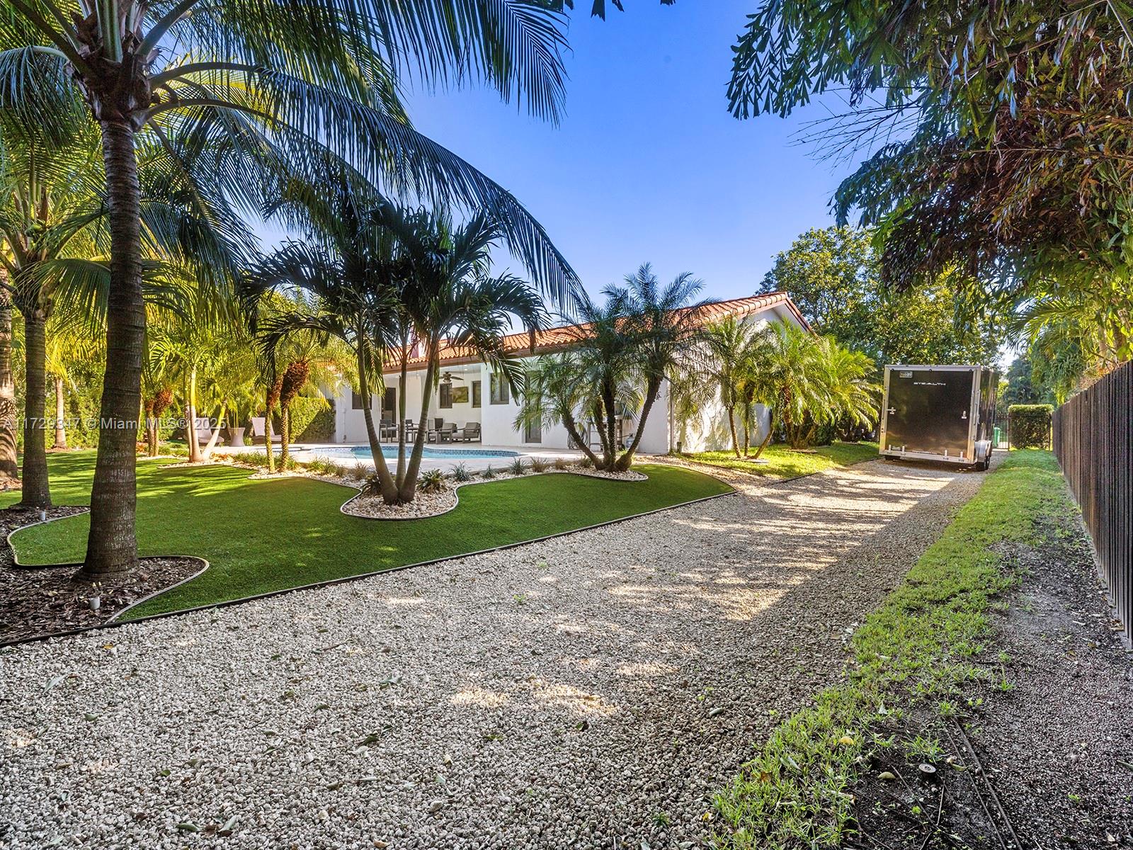 SELIGMAN RANCHES - Residential