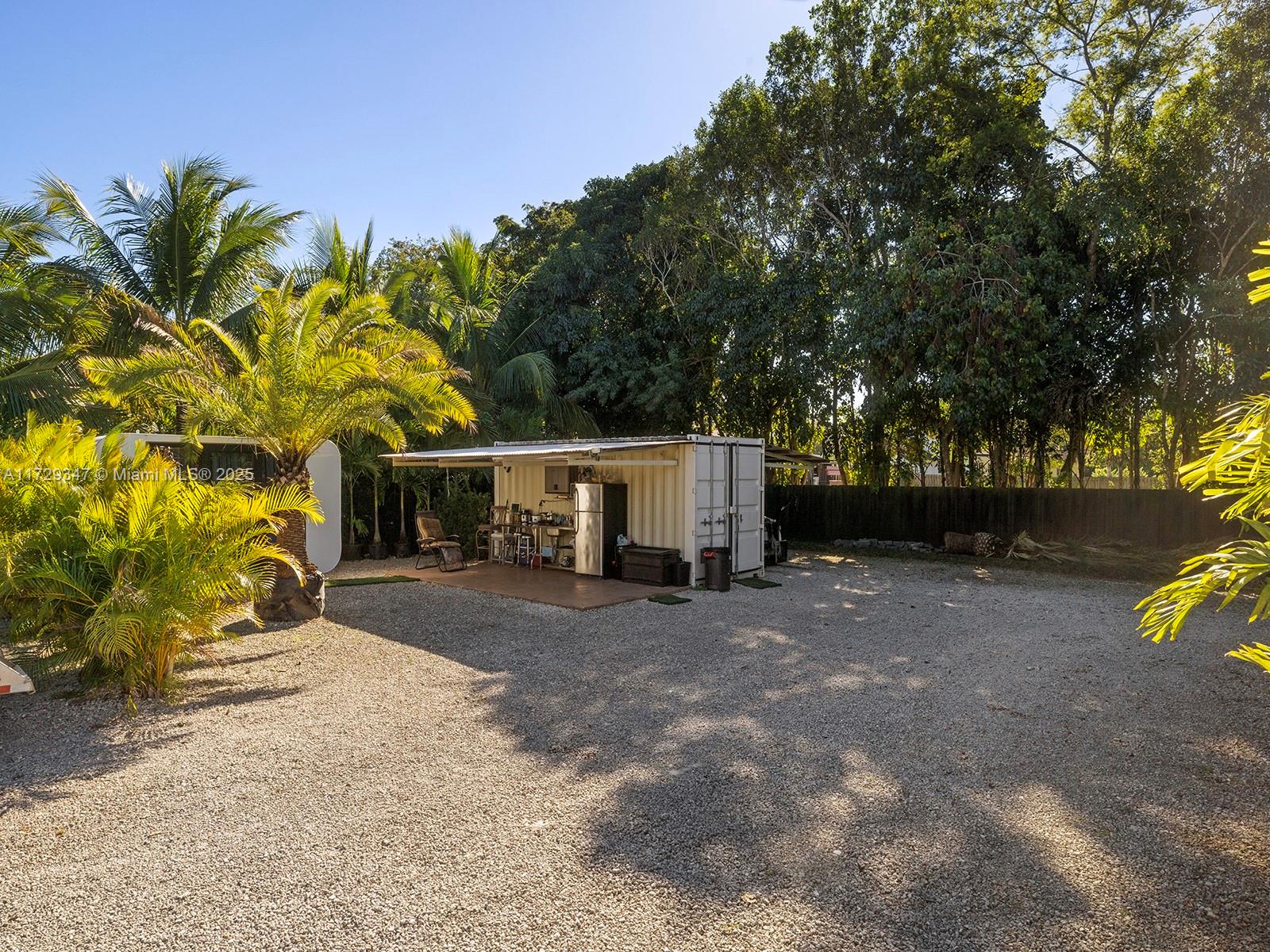 SELIGMAN RANCHES - Residential