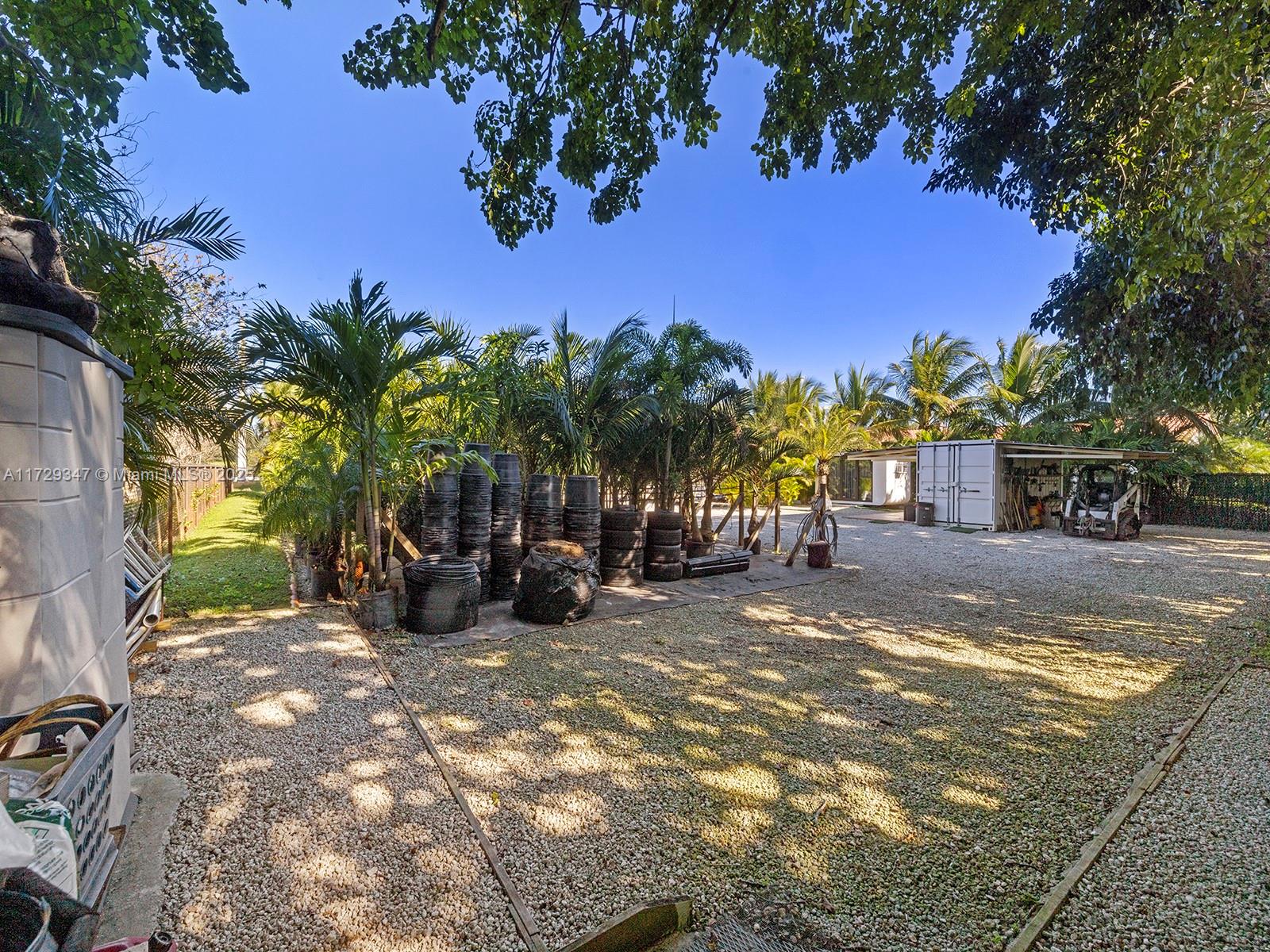 SELIGMAN RANCHES - Residential