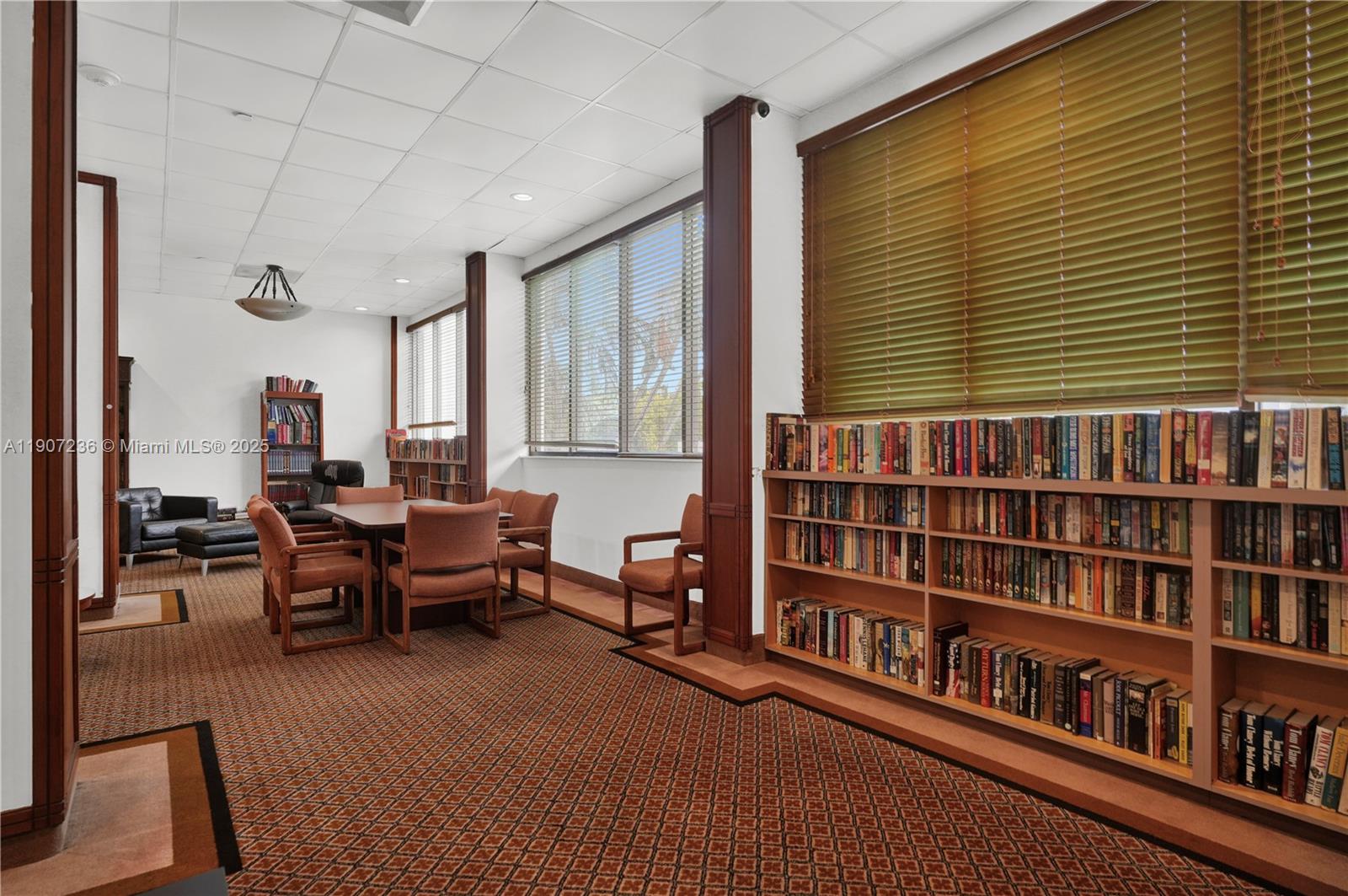 ADMIRALS PORT CONDO WEST - Residential