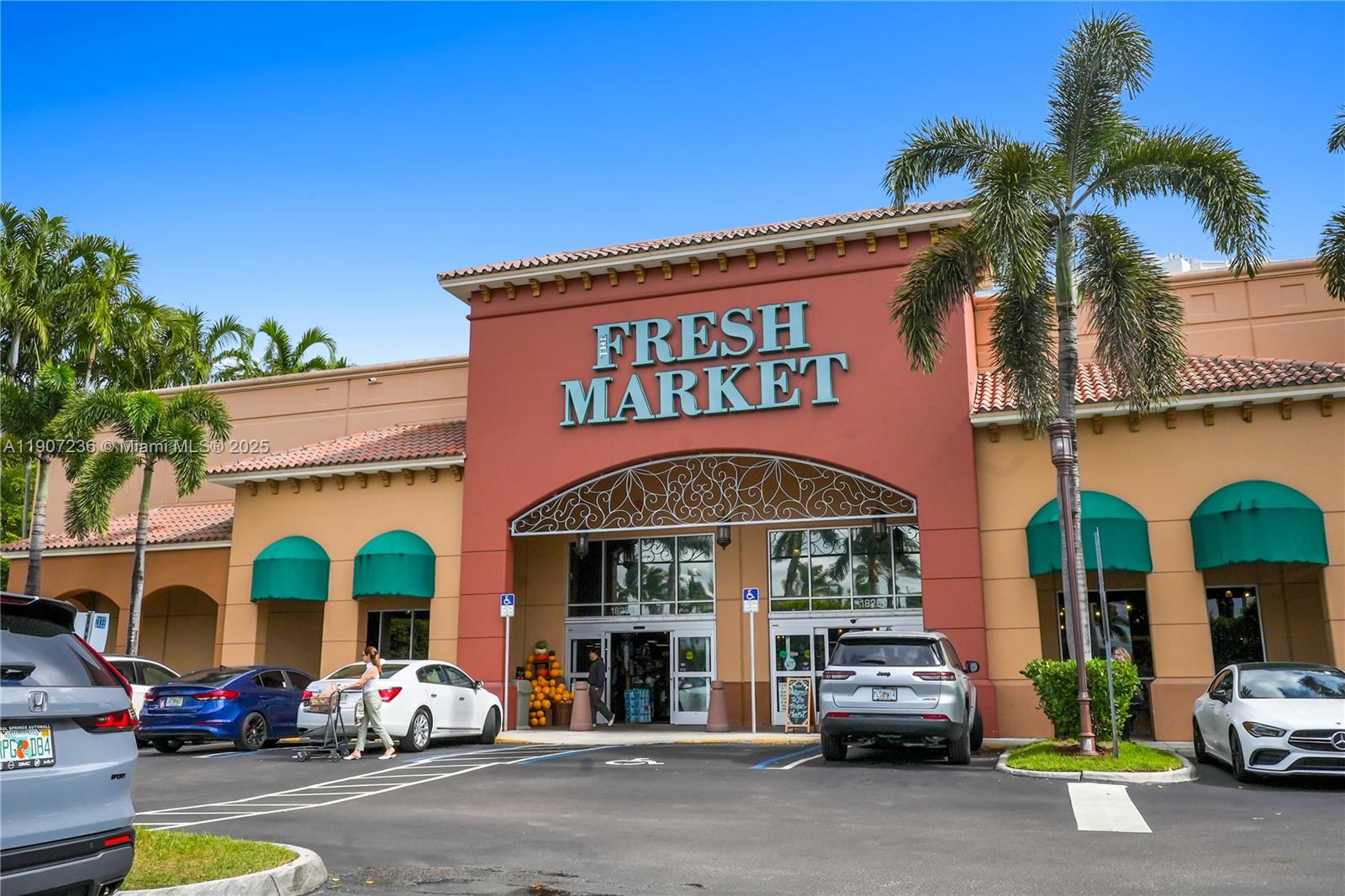 ADMIRALS PORT CONDO WEST - Residential