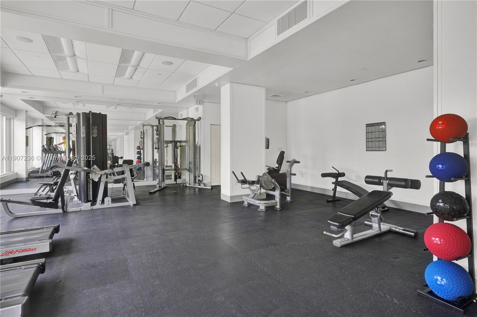 ADMIRALS PORT CONDO WEST - Residential