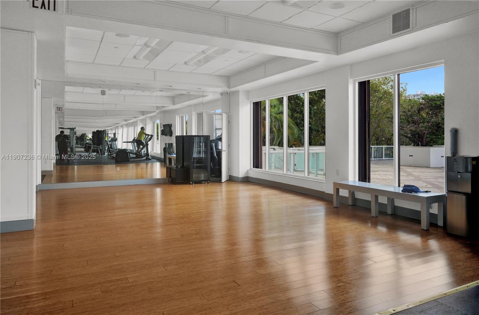 ADMIRALS PORT CONDO WEST - Residential