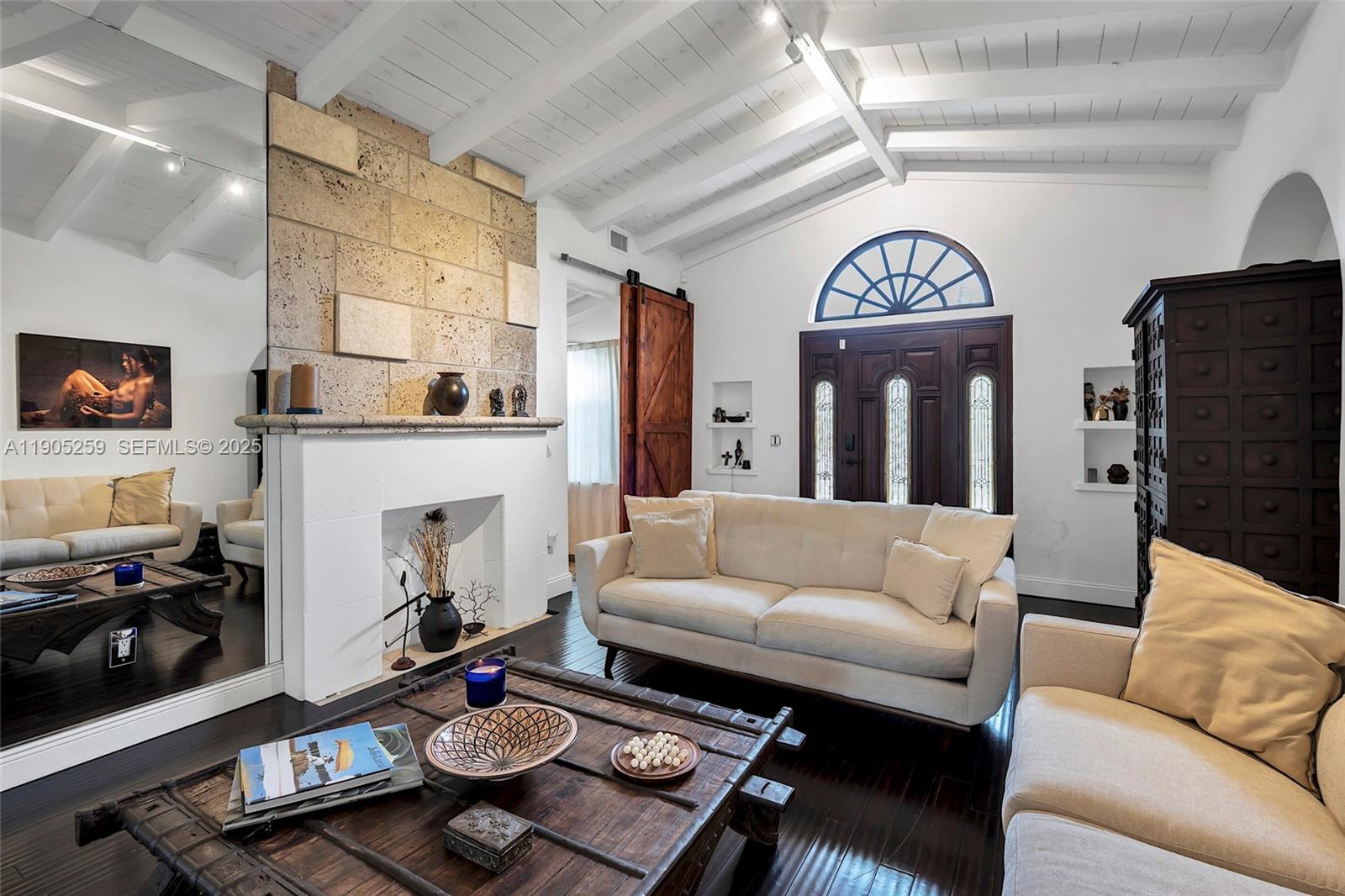 Isle of Normandy Miami VI - Residential