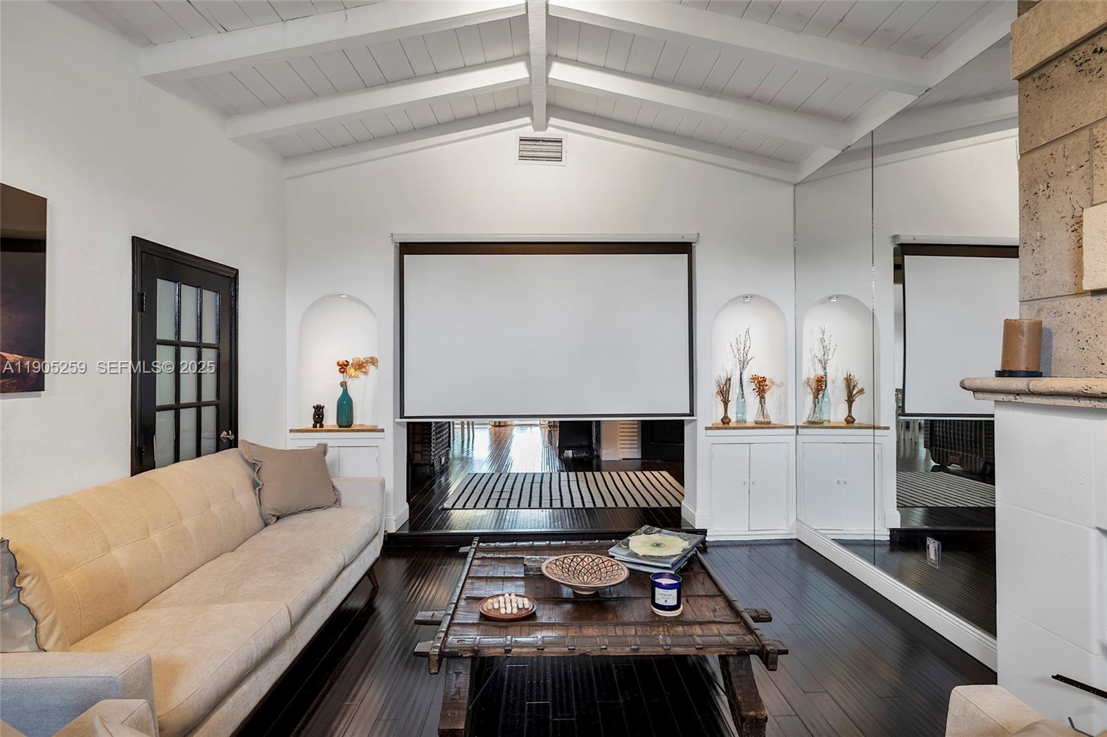 Isle of Normandy Miami VI - Residential