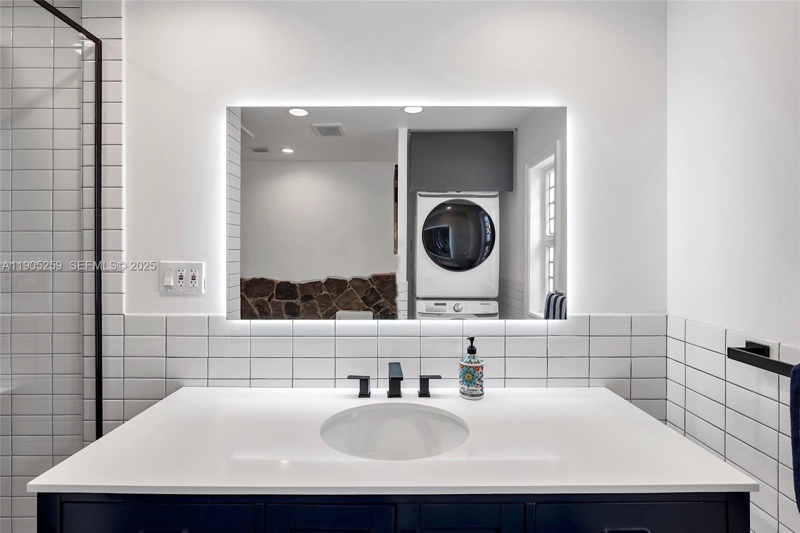 Isle of Normandy Miami VI - Residential