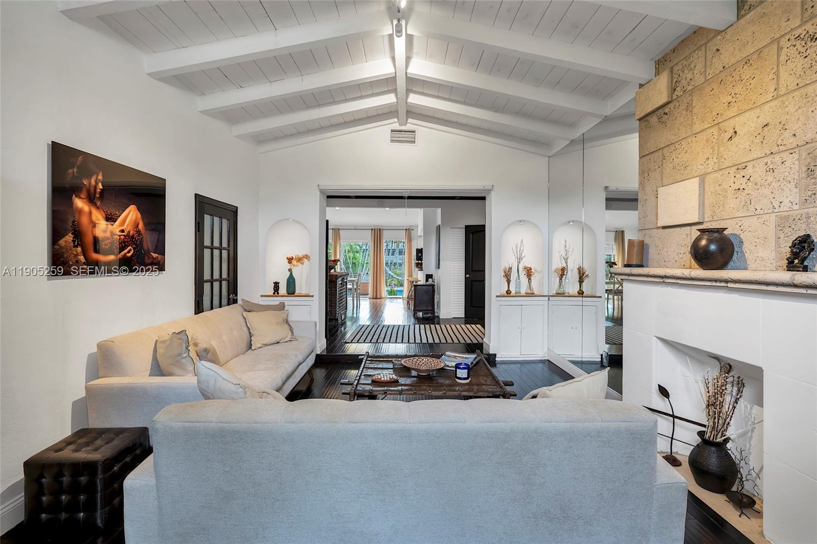 Isle of Normandy Miami VI - Residential