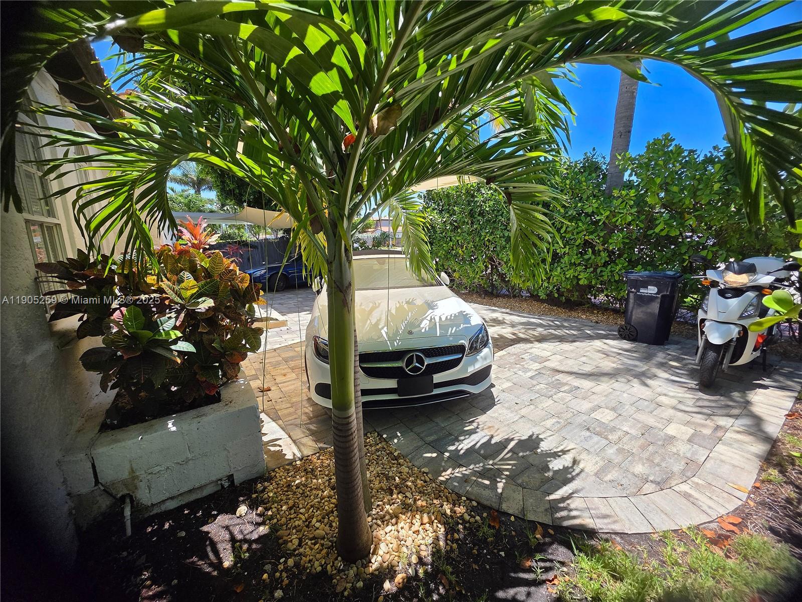 Isle of Normandy Miami VI - Residential