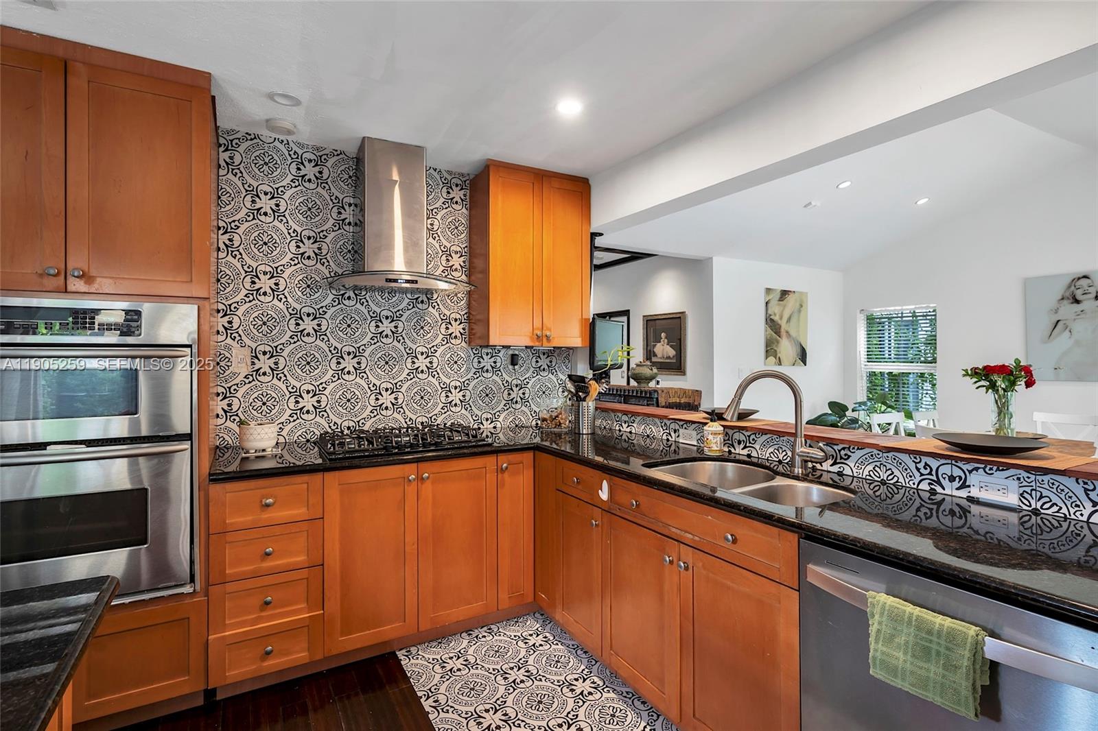 Isle of Normandy Miami VI - Residential