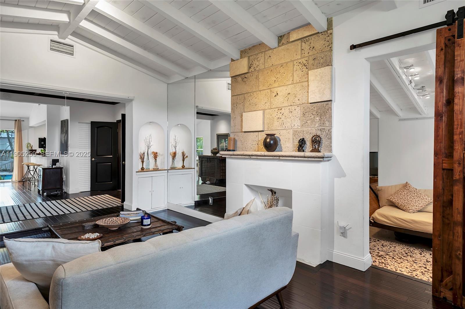 Isle of Normandy Miami VI - Residential