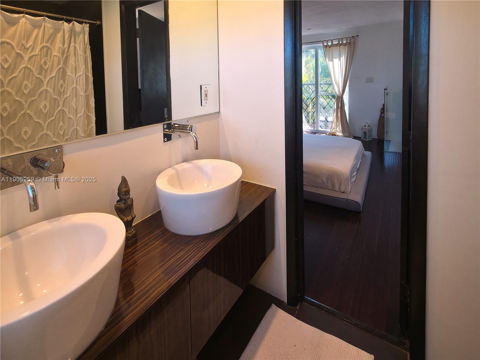 Isle of Normandy Miami VI - Residential