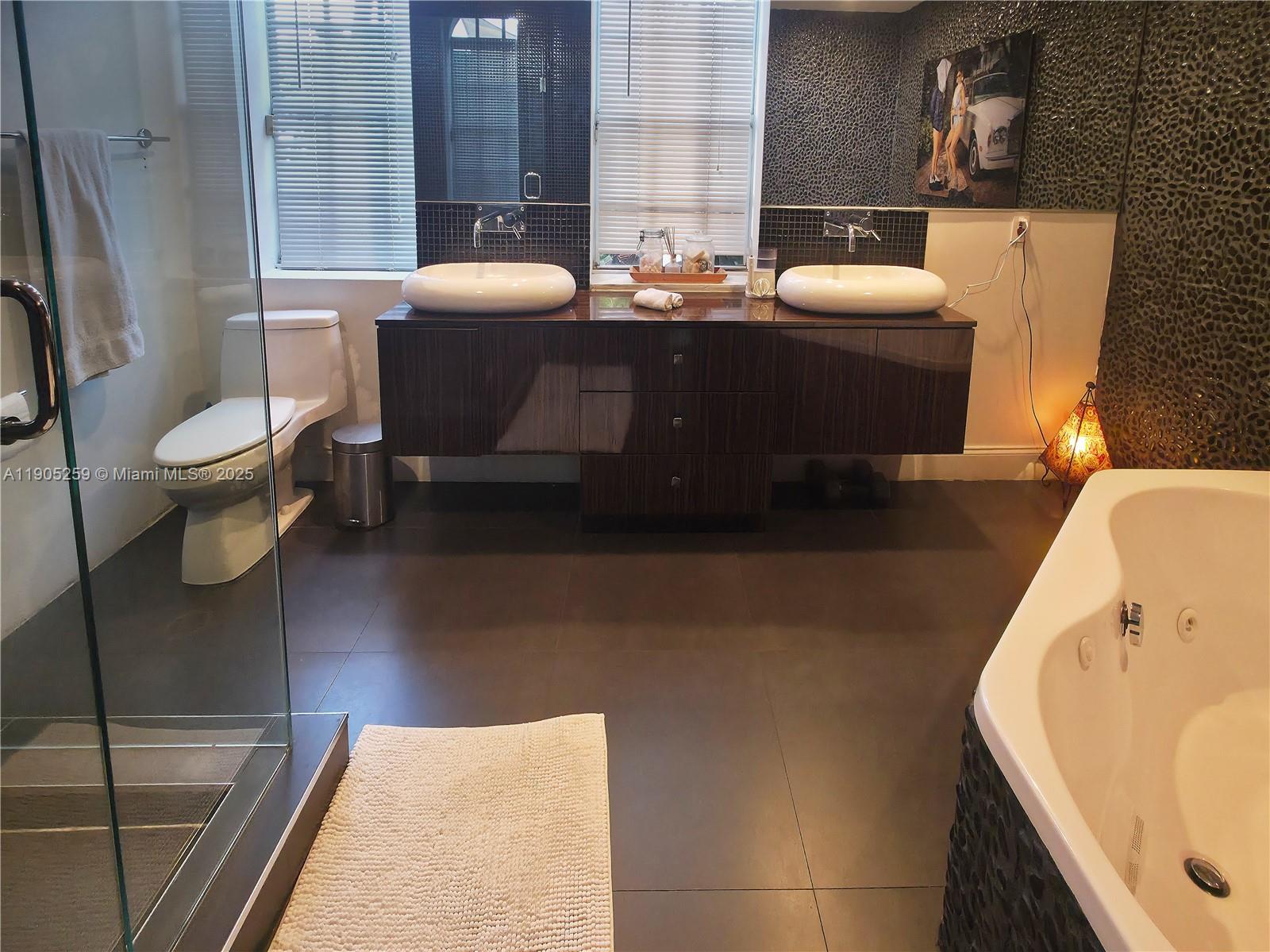 Isle of Normandy Miami VI - Residential