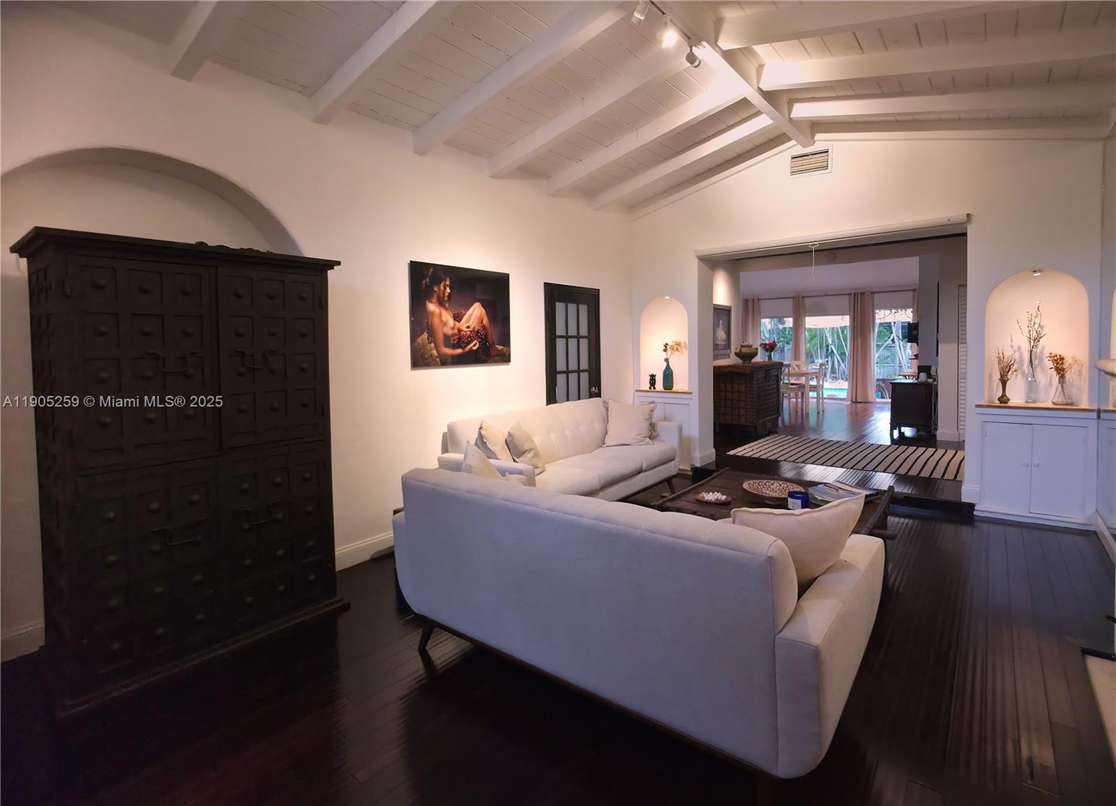 Isle of Normandy Miami VI - Residential