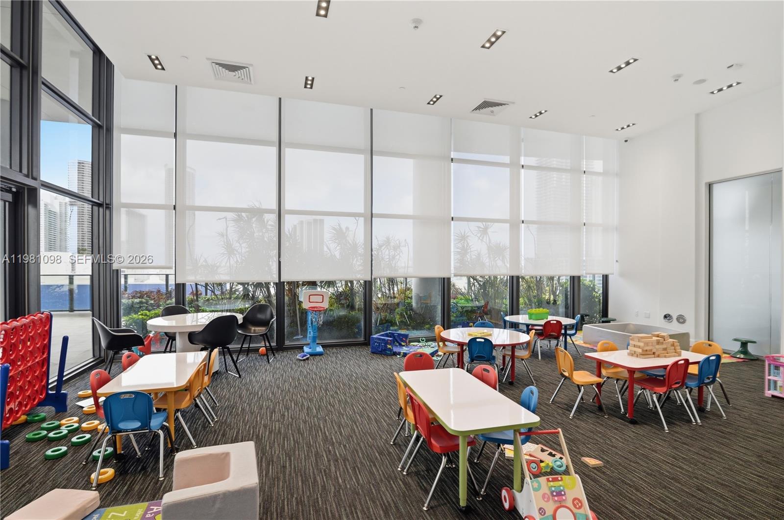 CANVAS CONDO - Residential