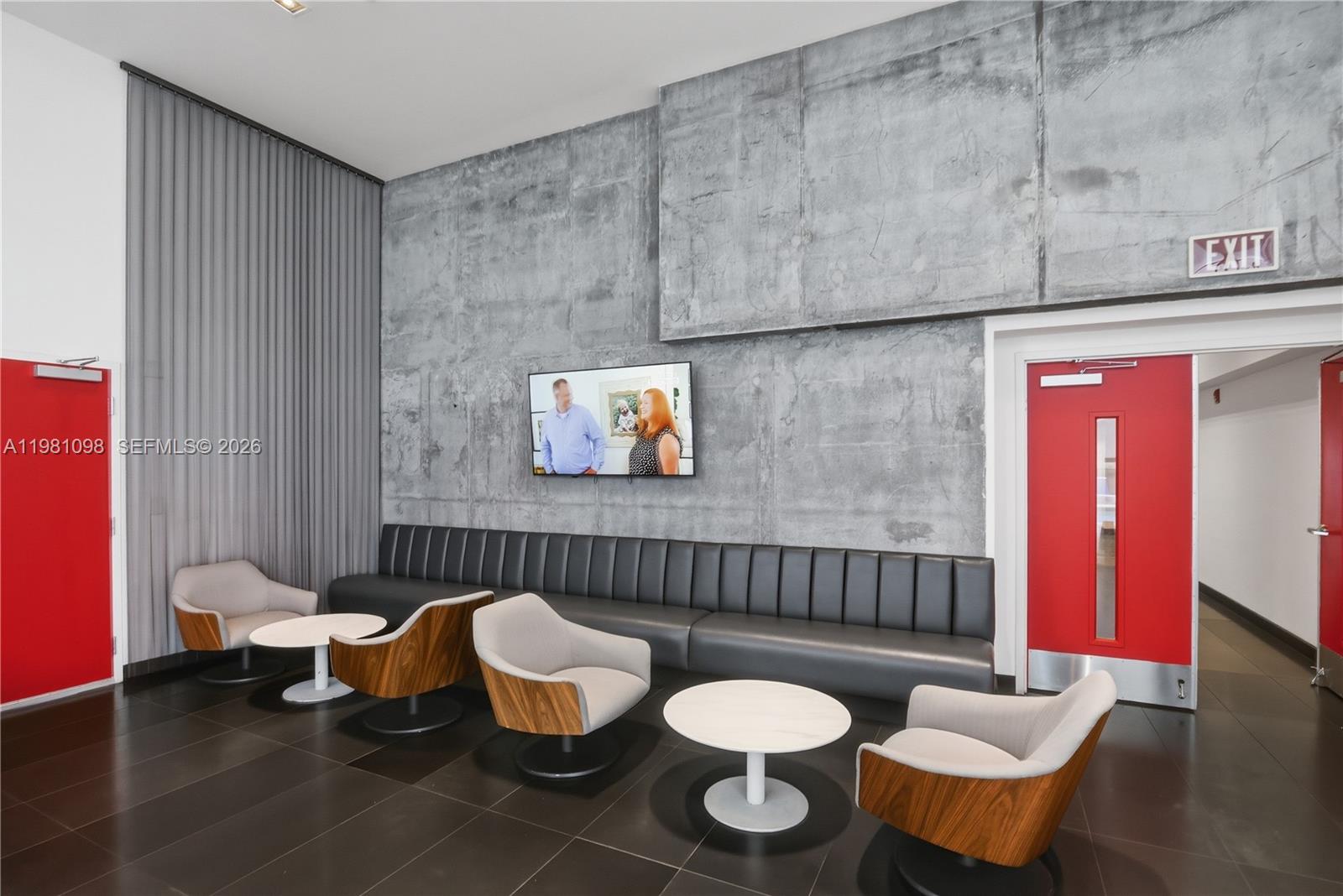 CANVAS CONDO - Residential