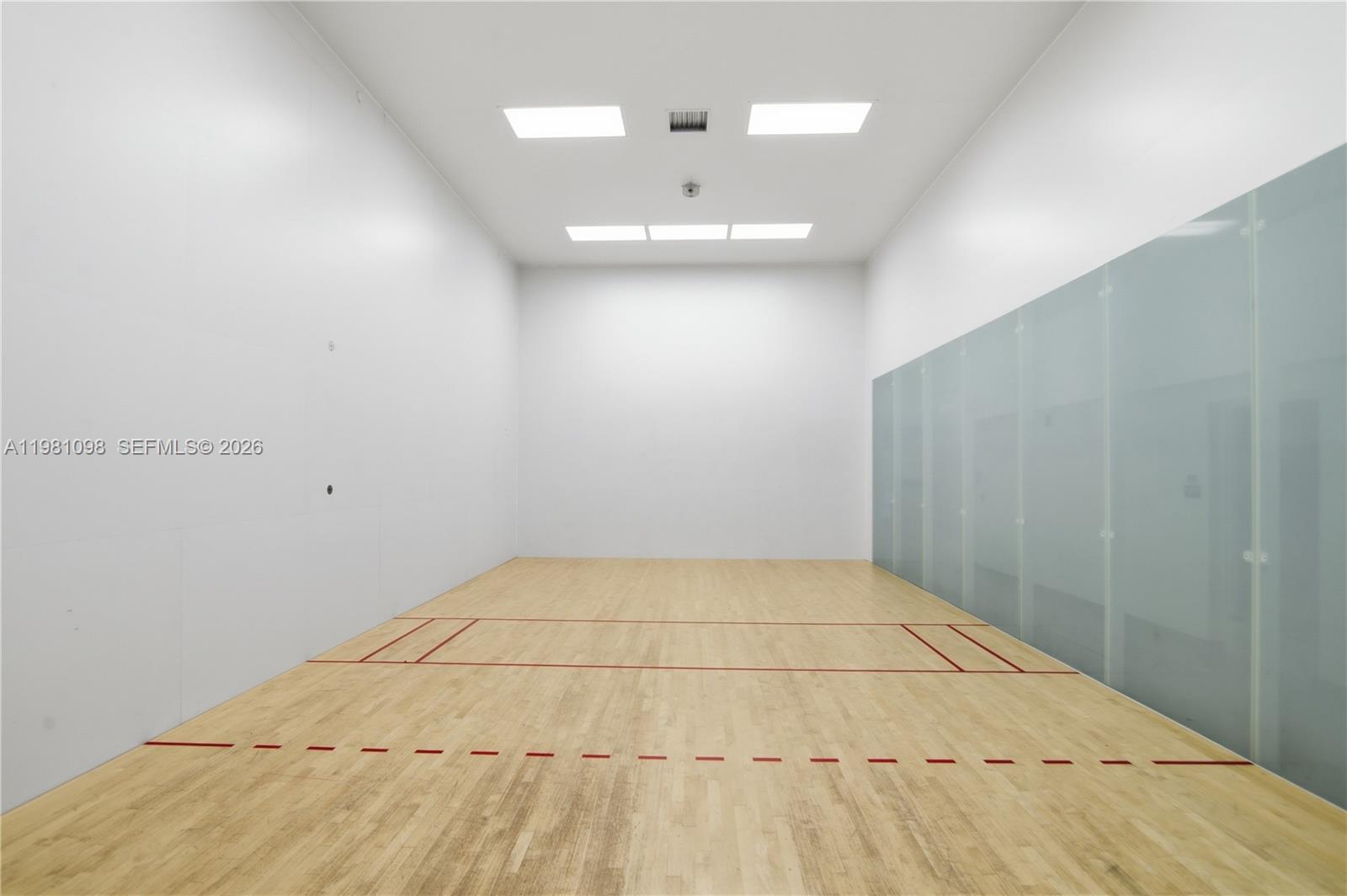 CANVAS CONDO - Residential