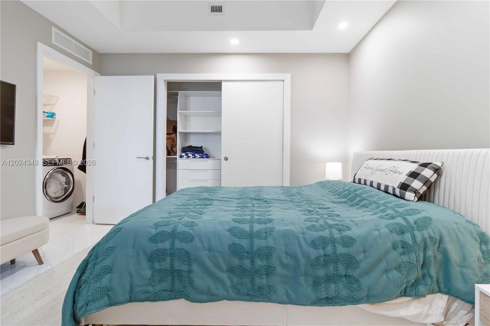 PARAMOUNT MIAMI WORLDCENT - Residential