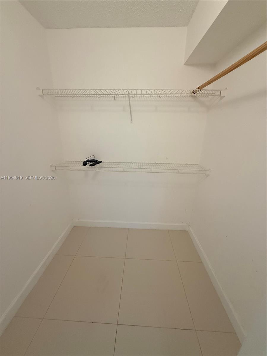 AVENTI AT AVENTURA CONDO - Residential