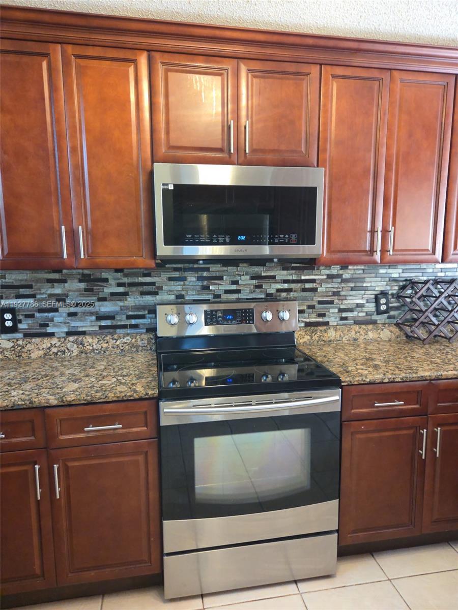 FRISCO BAY - Residential