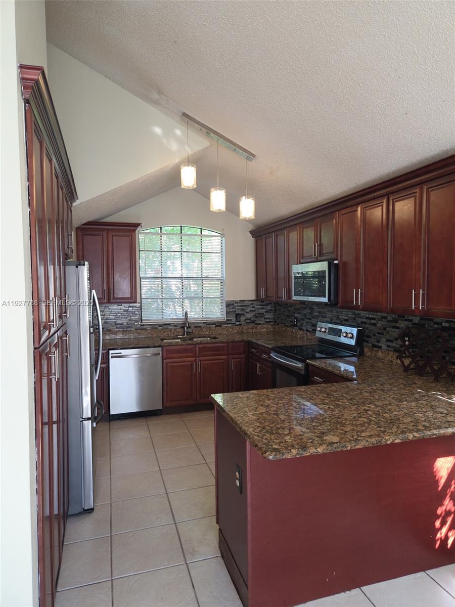 FRISCO BAY - Residential