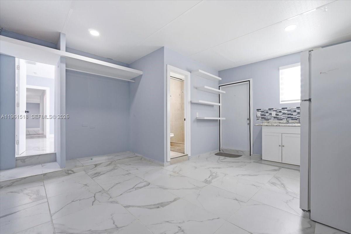 SILVER BLUFF HOMESITES - Residential Income