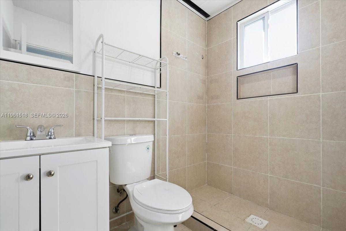 SILVER BLUFF HOMESITES - Residential Income